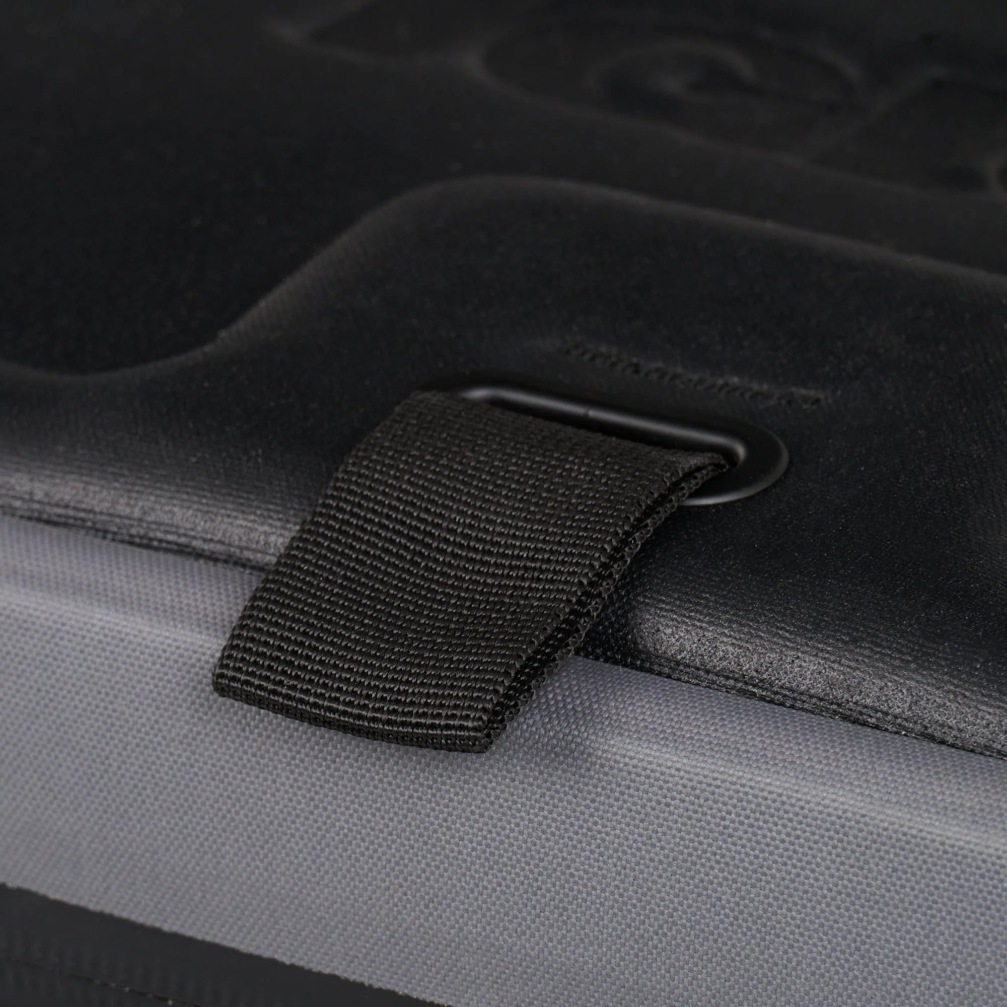 Igloo Coolers Trailmate 30-Can Cooler Bag - Image 15