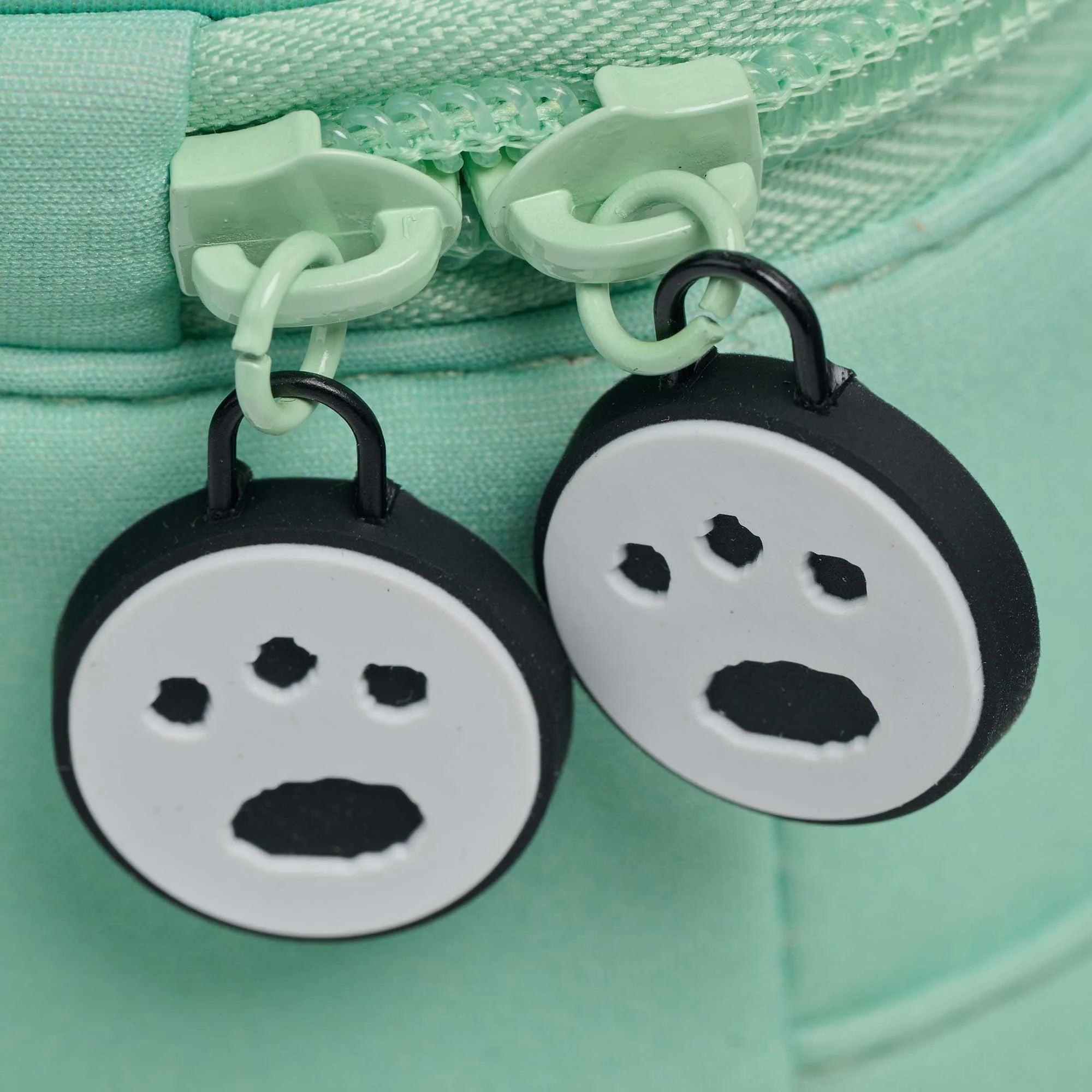 Igloo Outdoor Pochacco Square Lunch Cooler Bag - Image 5