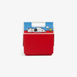 Igloo Coolers Snoopys Doghouse Little Playmate 7 Qt Cooler