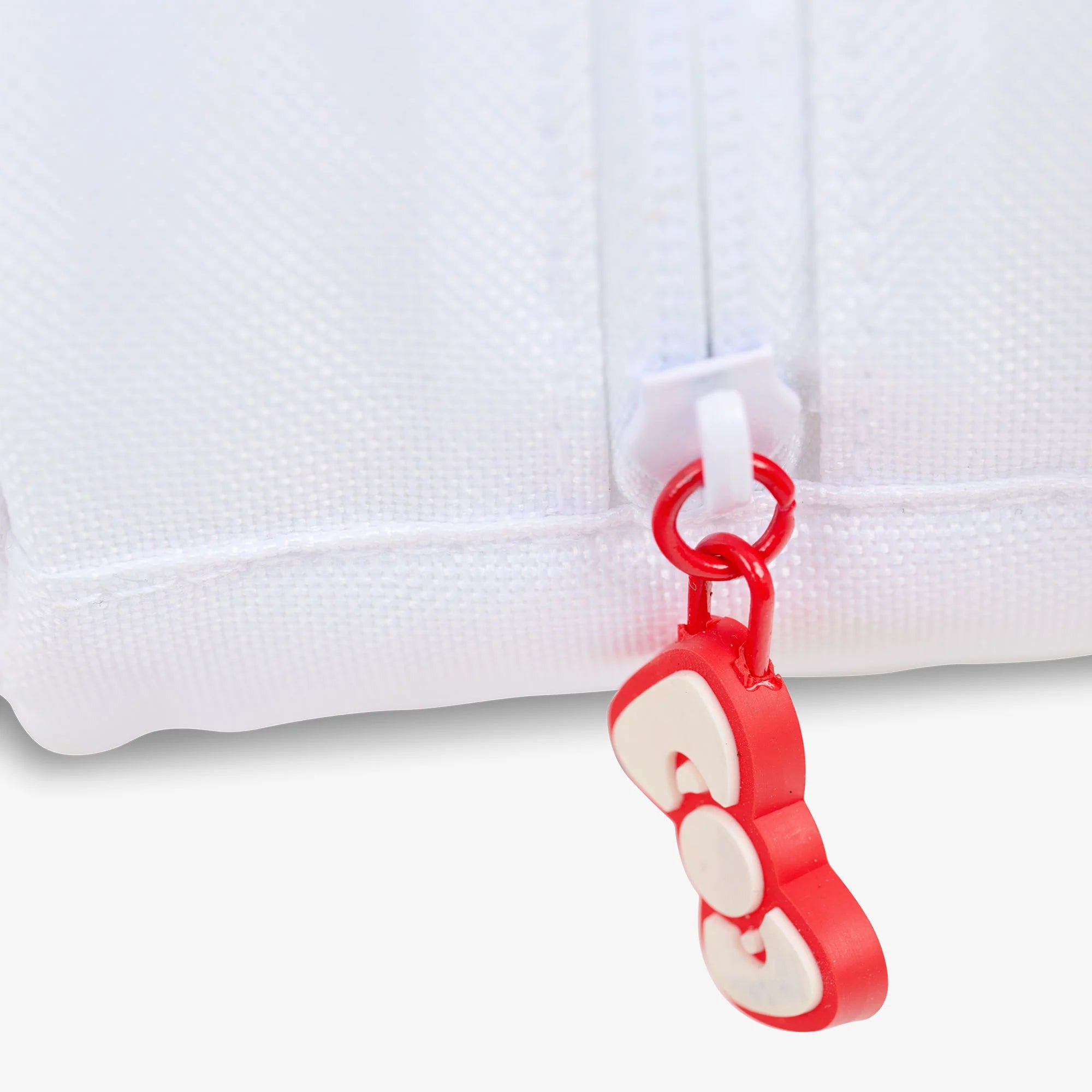 Igloo Outdoor Hello Kitty Classic Fanny Pack - Image 6