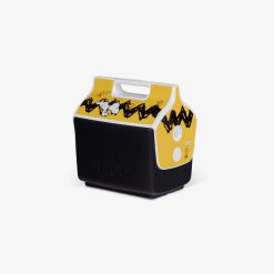 Alternative view of Igloo Coolers Charlie Brown Zigzag Little Playmate 7 Qt Cooler