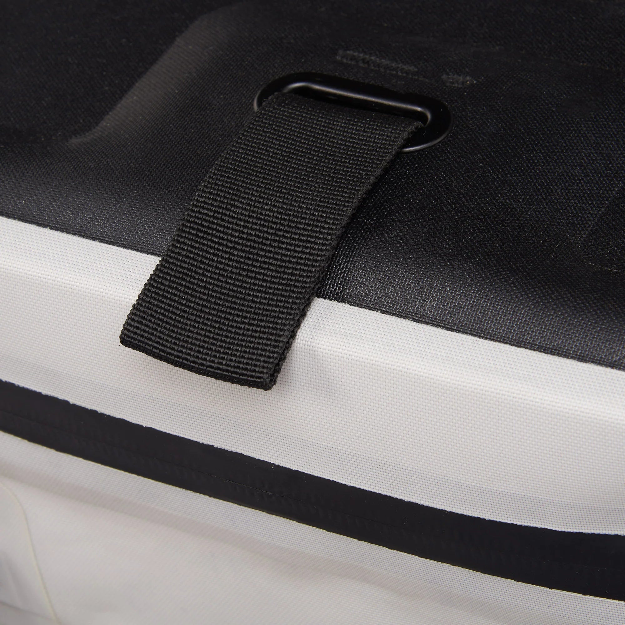 Igloo Coolers Trailmate 30-Can Cooler Bag - Image 21